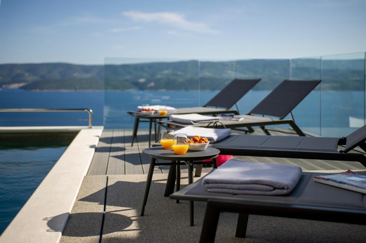 Villa Dispet With Heated Pool, Jacuzzi, Sauna And Cinema Celina Bagian luar foto